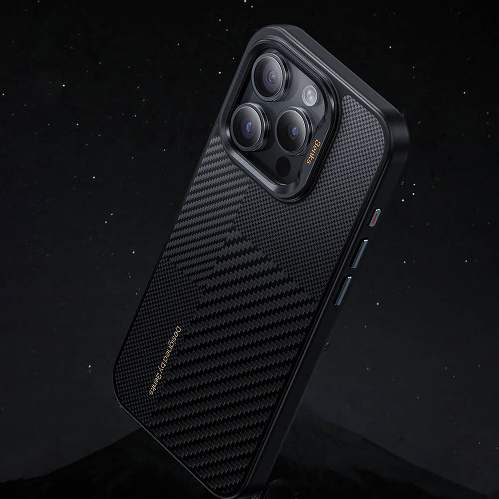 Benks Montage Hybrid ArmorPro iPhone 15 Pro Max M-safe Karbon Fiber Kevlar Kılıf Benks Montage Hybrid ArmorPro iPhone 15 Pro Max M-safe Karbon Fiber Kevlar Kılıf